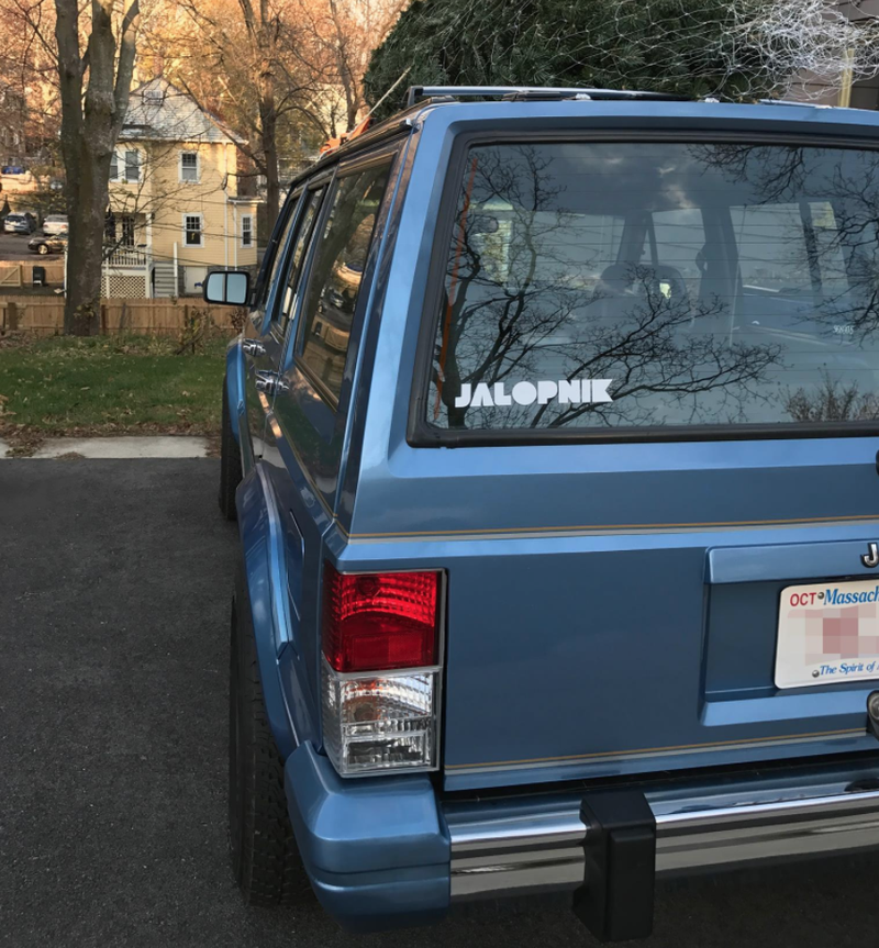 Illustration for article titled Boston Snow Plow Driver Hits Car, Solves Everything With Anti-Semitic Slurs